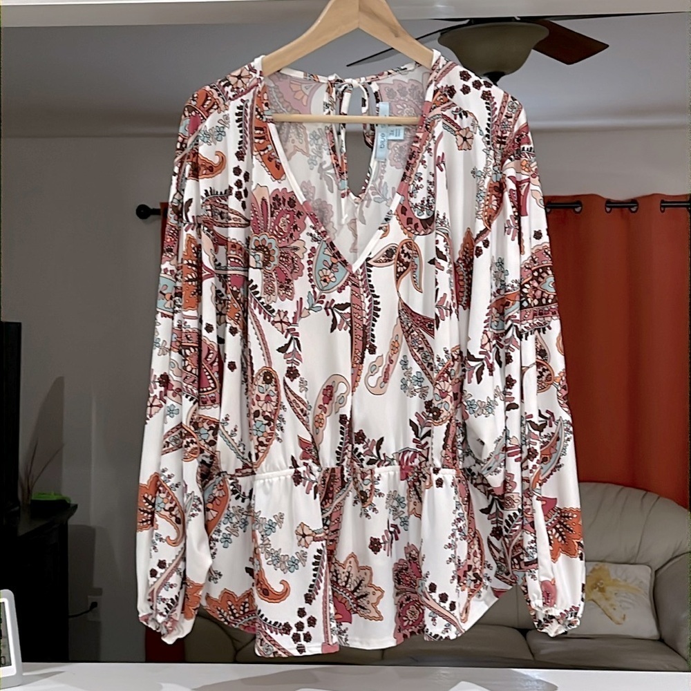 Blue Sol Women’s Plus Size 3X Peplum Paisley V-neck Top NWT